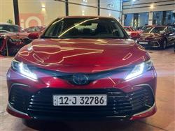 تۆیۆتا کامری